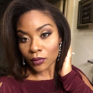 Meet your Posher, Yolanda